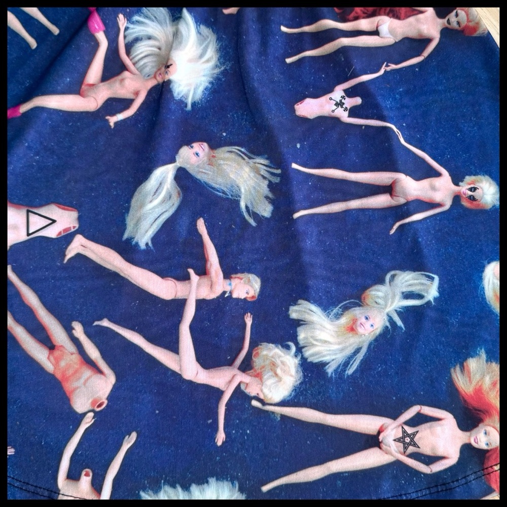 **VINTAGE LIP SERVICE 💄BARBIE ORGY DRESS** - Picture 2 of 6